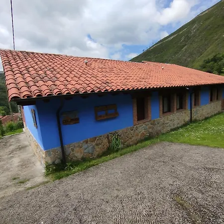 Casa Trasgu De Tornin-cangas De Onis- Enjoy Life In Asturias Торнин