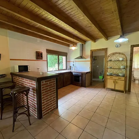 Casa Trasgu De Tornin-cangas De Onis- Enjoy Life In Asturias Апартаменты Торнин