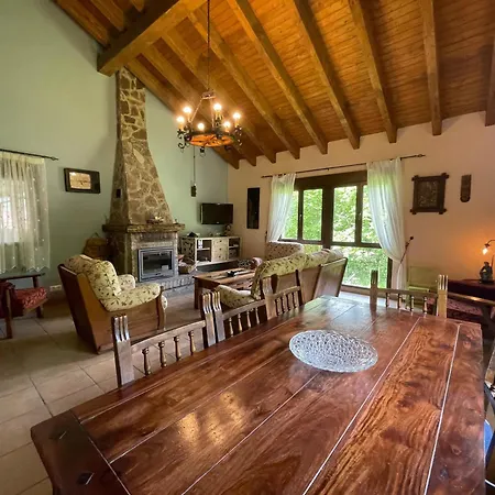 Casa Trasgu De Tornin-cangas De Onis- Enjoy Life In Asturias * Торнин