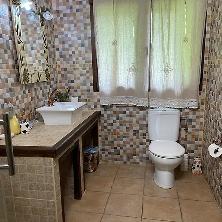 Апартаменты Casa Trasgu De Tornin-cangas De Onis- Enjoy Life In Asturias Торнин