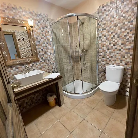 Casa Trasgu De Tornin-cangas De Onis- Enjoy Life In Asturias Tornin