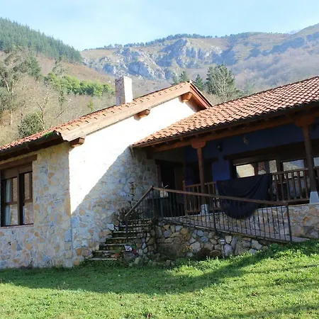 Casa Trasgu De Tornín - Enjoy Life In Asturias Tornin